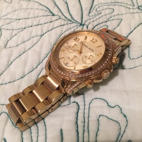 Michael Kors 'Blair' Gold-Tone Chronograph Watch - Picture 6 of 7
